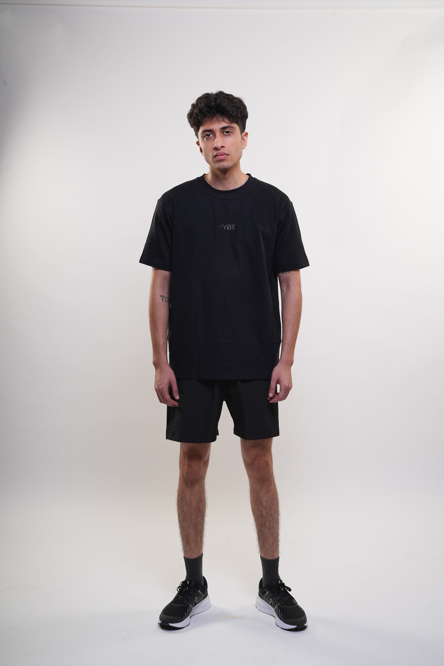 The Essential Tee Ravn VS