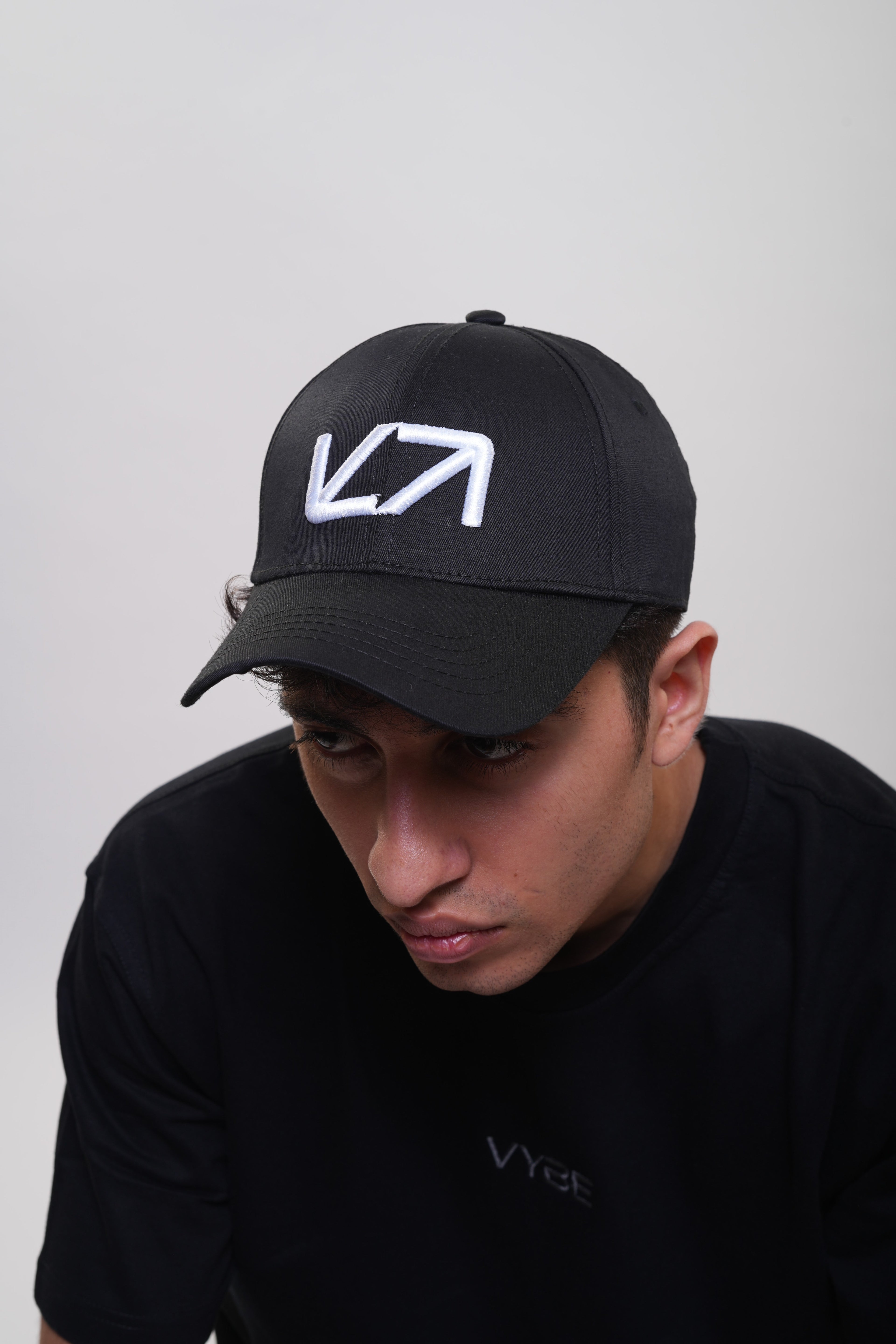 The VYBE Cap Noir